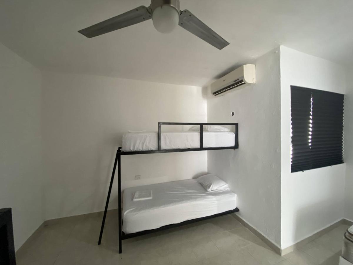 The Hostal Inn Playa del Carmen Exterior photo