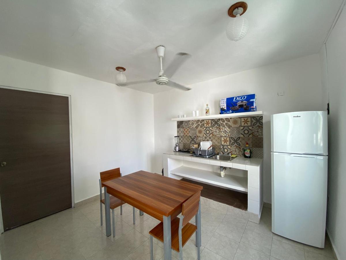 The Hostal Inn Playa del Carmen Exterior photo