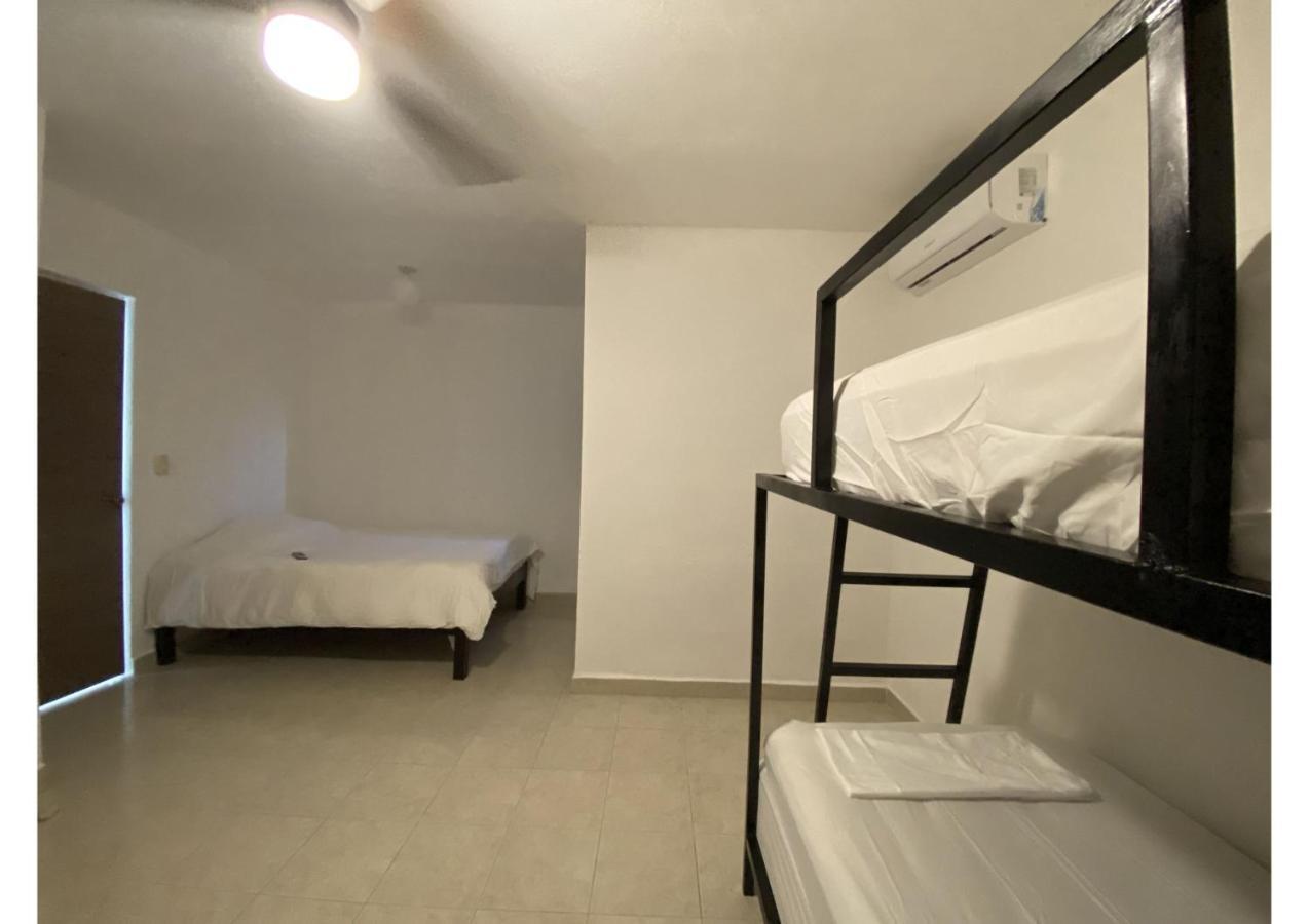 The Hostal Inn Playa del Carmen Exterior photo