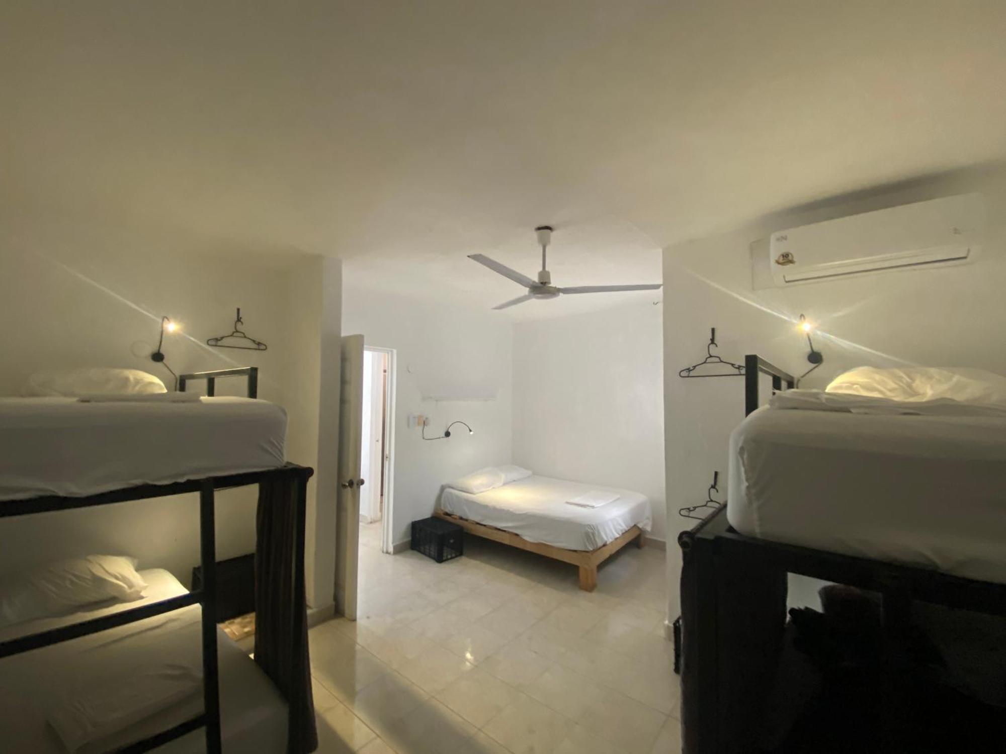 The Hostal Inn Playa del Carmen Exterior photo